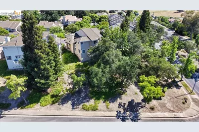 1025 Pinehurst Court, Concord, CA 94521 - Photo 43