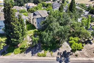 1025 Pinehurst Ct, Concord, CA 94521 - Photo 43