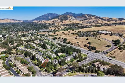 1025 Pinehurst Court, Concord, CA 94521 - Photo 51