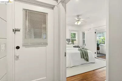 1822 Hearst Ave #B, Berkeley, CA 94703 - Photo 21
