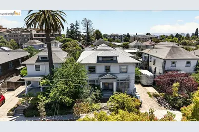 1822 Hearst Ave #B, Berkeley, CA 94703 - Photo 3