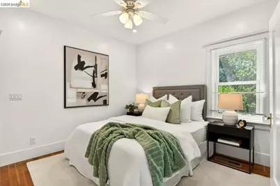 1822 Hearst Ave #B, Berkeley, CA 94703 - Photo 23