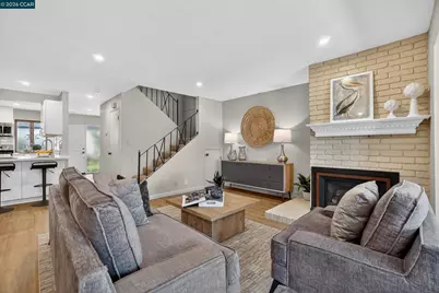 897 Marina Dr, Napa, CA 94559 - Photo 11