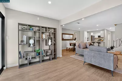 897 Marina Dr, Napa, CA 94559 - Photo 19