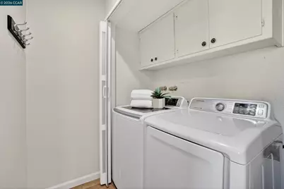897 Marina Dr, Napa, CA 94559 - Photo 43