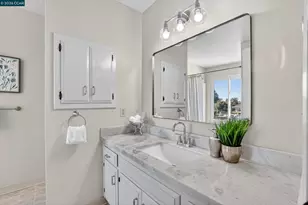 897 Marina Dr, Napa, CA 94559 - Photo 37
