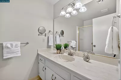 897 Marina Dr, Napa, CA 94559 - Photo 27