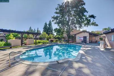 897 Marina Dr, Napa, CA 94559 - Photo 65