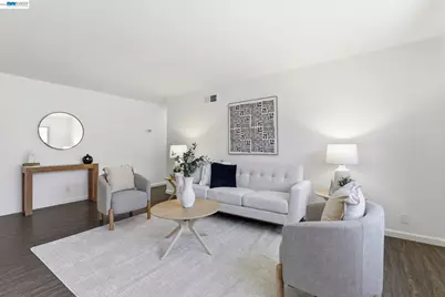 7359-7361 Glenoaks Way, Dublin, CA 94568 - Photo 11