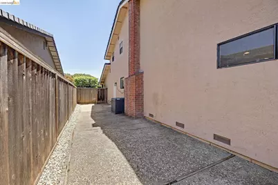 5800 Alderbrook Ct, Castro Valley, CA 94552 - Photo 39