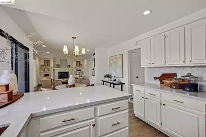 5800 Alderbrook Ct, Castro Valley, CA 94552 - Photo 11