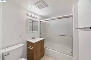 1828 Rosedale Ave, Oakland, CA 94601 - Photo 31