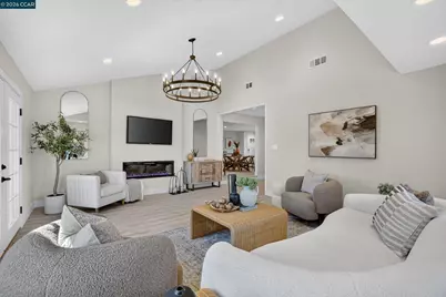 4054 Kimberly Pl, Concord, CA 94521 - Photo 5