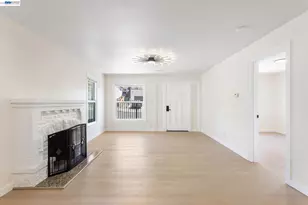 2215 E 29th St, Oakland, CA 94606 - Photo 9