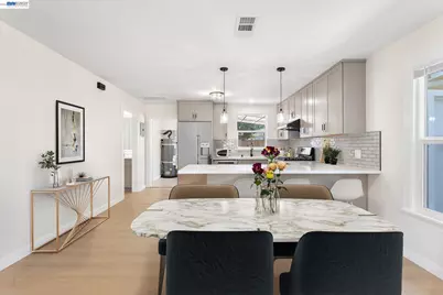 2215 E 29th Street, Oakland, CA 94606 - Photo 7