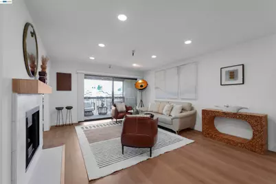 2111 Latham St #307, Mountain View, CA 94040 - Photo 11