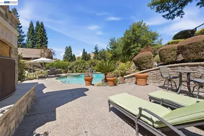 2962 Deer Meadow Dr, Danville, CA 94506 - Photo 11