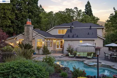 2962 Deer Meadow Dr, Danville, CA 94506 - Photo 5