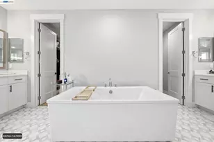 2830 Delamar Dr, Dublin, CA 94568 - Photo 61