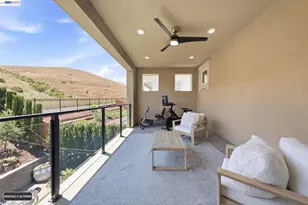 2830 Delamar Dr, Dublin, CA 94568 - Photo 59