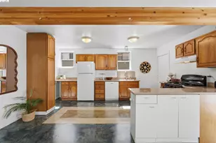 963 37th St, Oakland, CA 94608 - Photo 29
