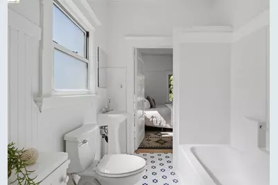 963 37th St, Oakland, CA 94608 - Photo 19