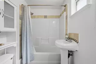 963 37th St, Oakland, CA 94608 - Photo 41