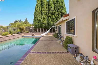 5922 Charter Oaks Dr, Castro Valley, CA 94552 - Photo 55