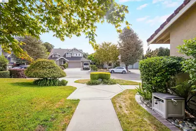 5922 Charter Oaks Dr, Castro Valley, CA 94552 - Photo 67
