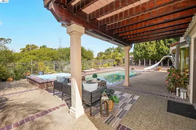 5922 Charter Oaks Dr, Castro Valley, CA 94552 - Photo 47