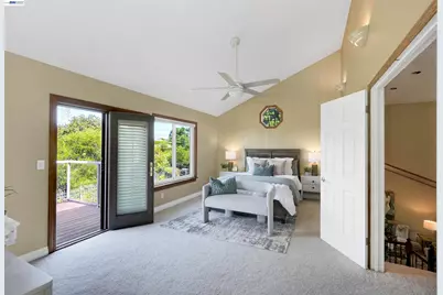 5922 Charter Oaks Dr, Castro Valley, CA 94552 - Photo 39