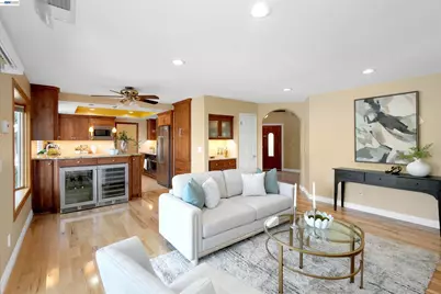 5922 Charter Oaks Dr, Castro Valley, CA 94552 - Photo 5