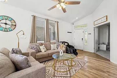 678 Rubier Way, Rio Vista, CA 94571 - Photo 7