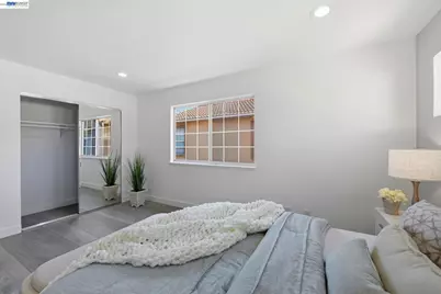 2245 Pipit Ct, San Leandro, CA 94579 - Photo 25
