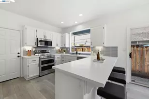2245 Pipit Ct, San Leandro, CA 94579 - Photo 13