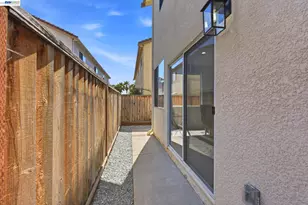 2245 Pipit Ct, San Leandro, CA 94579 - Photo 21
