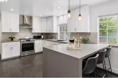 5641 Miles Ave, Oakland, CA 94618 - Photo 15