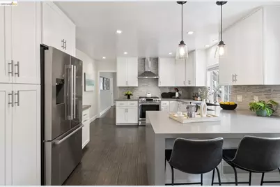 5641 Miles Ave, Oakland, CA 94618 - Photo 13