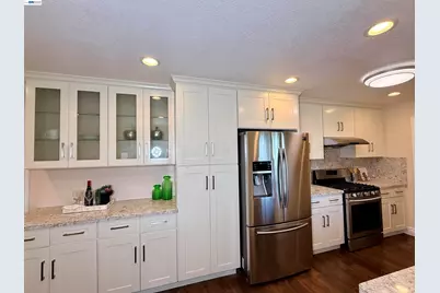 4414 Grover Dr, Fremont, CA 94536 - Photo 9