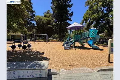 1344 Saint Charles St, Alameda, CA 94501 - Photo 59