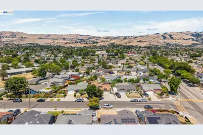 2966 Ridgemont Dr, San Jose, CA 95127 - Photo 47