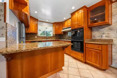 2966 Ridgemont Dr, San Jose, CA 95127 - Photo 37