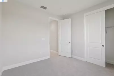 117 Creek View Cir, Fairfield, CA 94533 - Photo 19