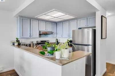 2505 Miramar Ave #114, Castro Valley, CA 94546 - Photo 7