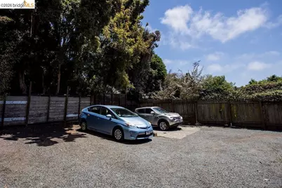 1643 Oxford St, Berkeley, CA 94709 - Photo 23