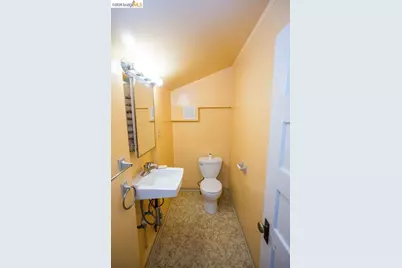 1643 Oxford St, Berkeley, CA 94709 - Photo 19