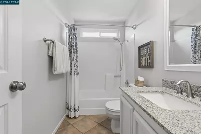 572 Shannon Dr, Vacaville, CA 95688 - Photo 37