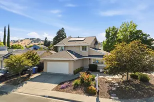 572 Shannon Dr, Vacaville, CA 95688 - Photo 5