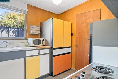 4130 Wilson Ln, Concord, CA 94521 - Photo 23