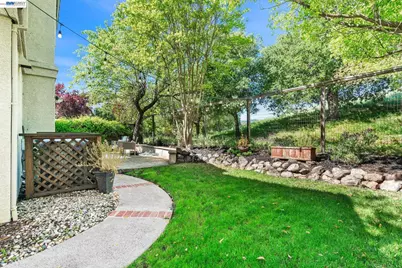 690 Glasgow Cir, Danville, CA 94526 - Photo 33